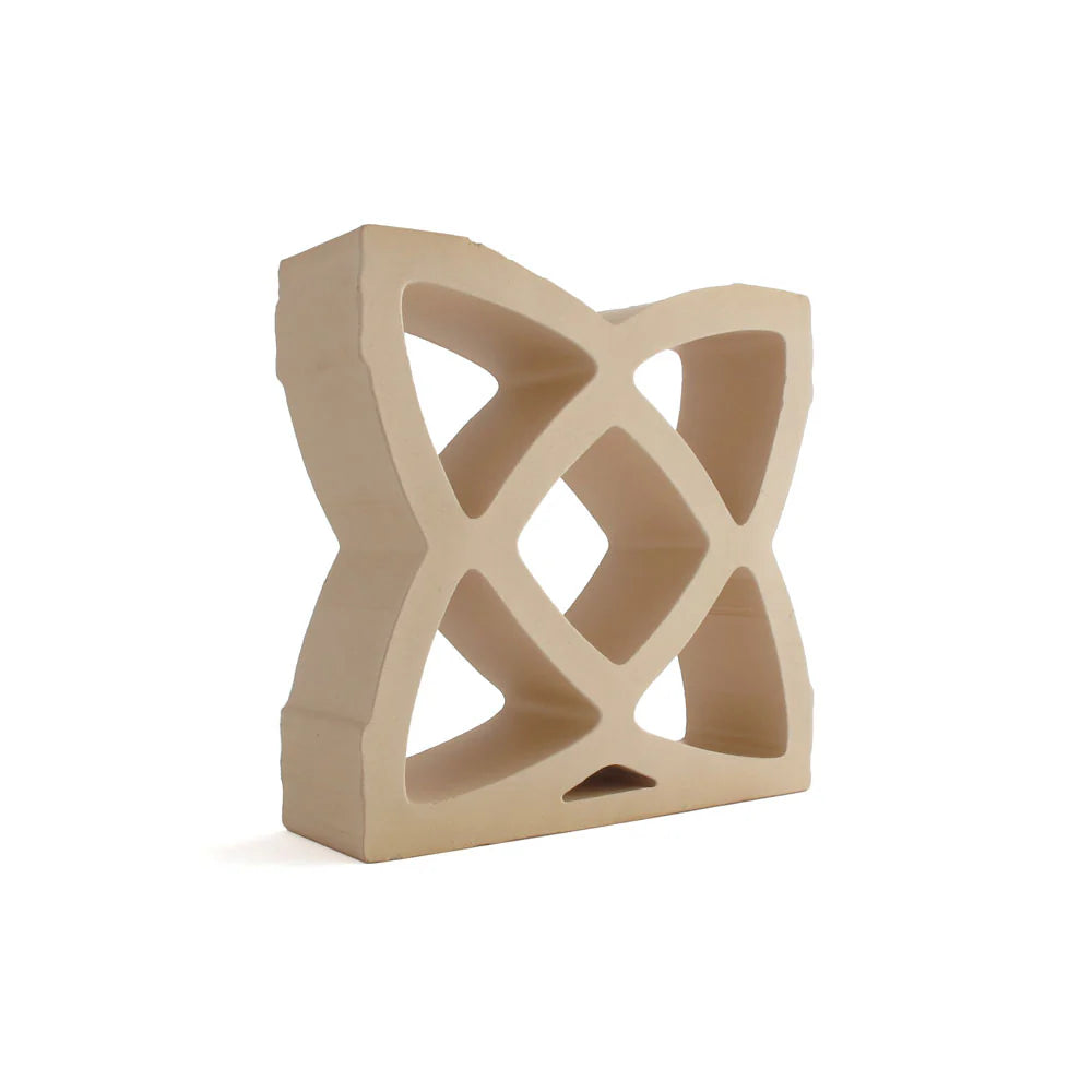 Lattice Bricks: Gaudi 12