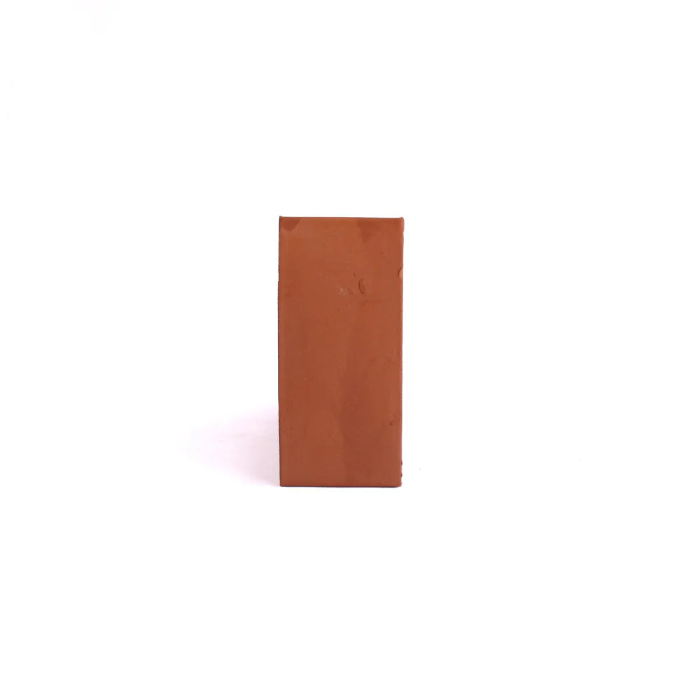 Lattice Bricks: Gaudi 9