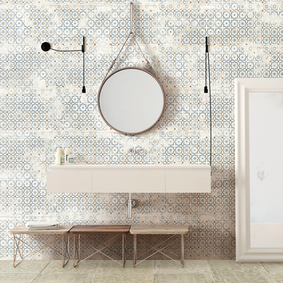 Washroom with Grunge Stars tiles