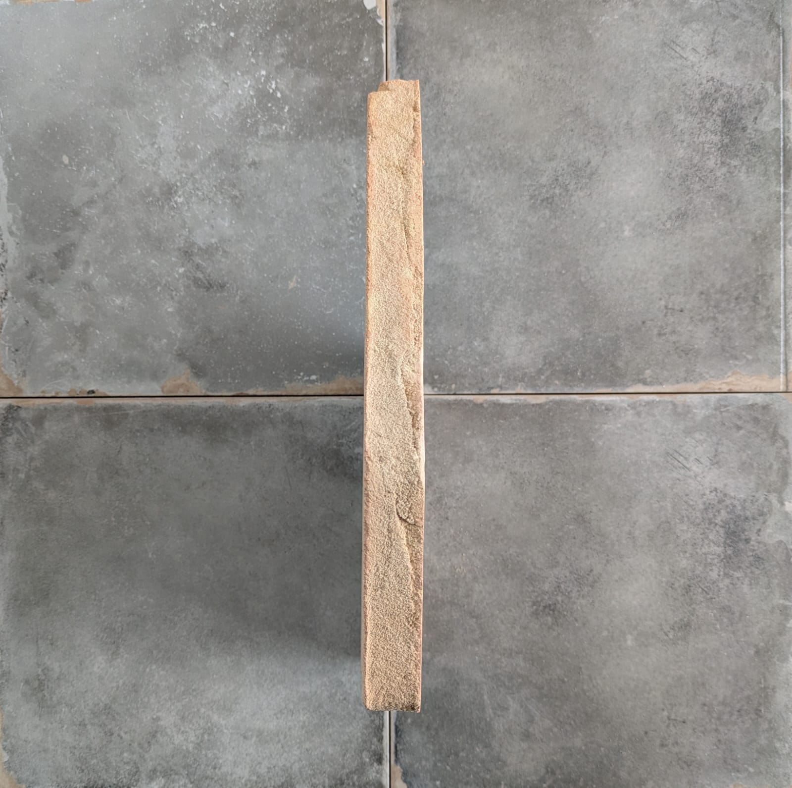 Hand-made terracotta: Petals